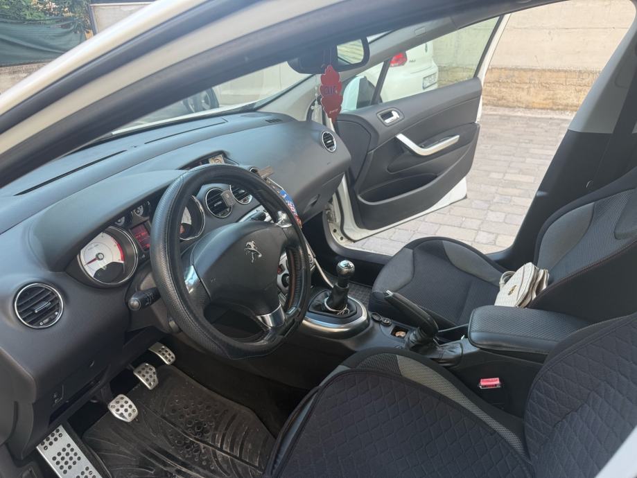 Peugeot 308 1.6 Sportium, fotografija 10