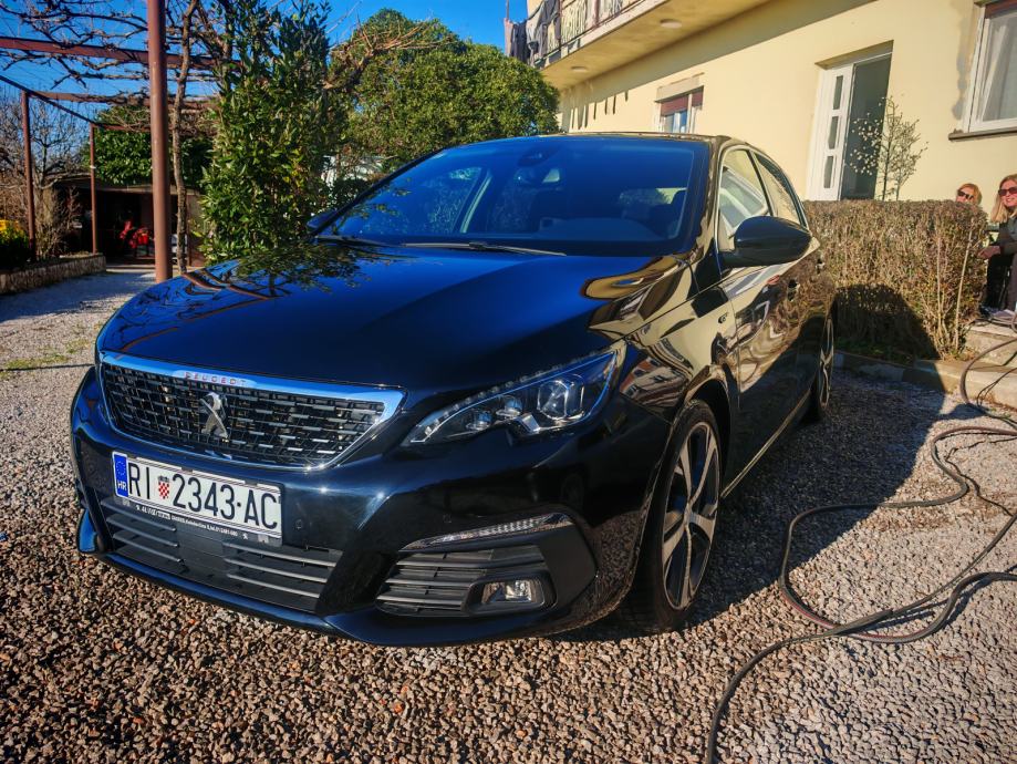 Peugeot 308 2,0 BlueHDi automatik, fotografija 2