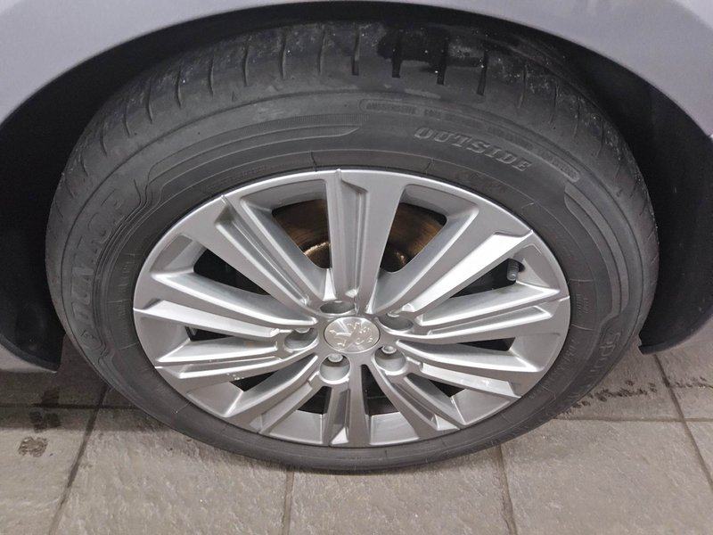 Peugeot 308 BlueHDi 130 Allure • ACC • AHK, fotografija 11