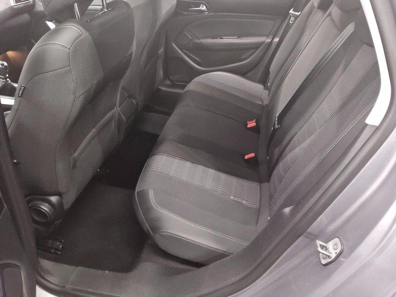 Peugeot 308 BlueHDi 130 Allure • ACC • AHK, fotografija 13