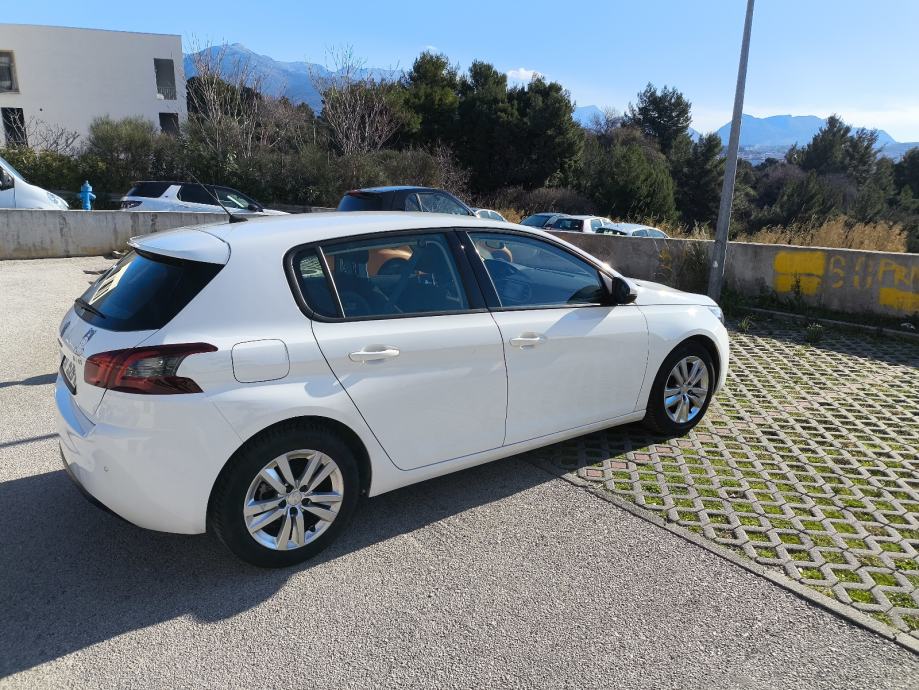 Peugeot 308, fotografija 7