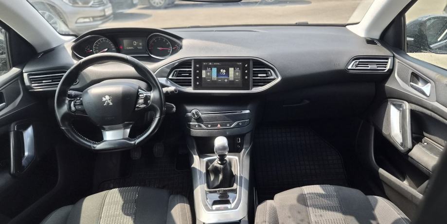 Peugeot 308 SW 1,2 96 KW 2016 reg 08/27 VEL. SERV. KUKA ODLIČNO STANJE, fotografija 13
