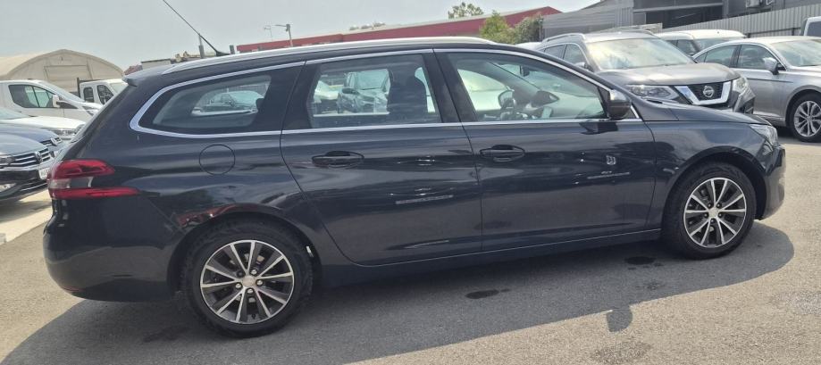 Peugeot 308 SW 1,2 96 KW 2016 reg 08/27 VEL. SERV. KUKA ODLIČNO STANJE, fotografija 4