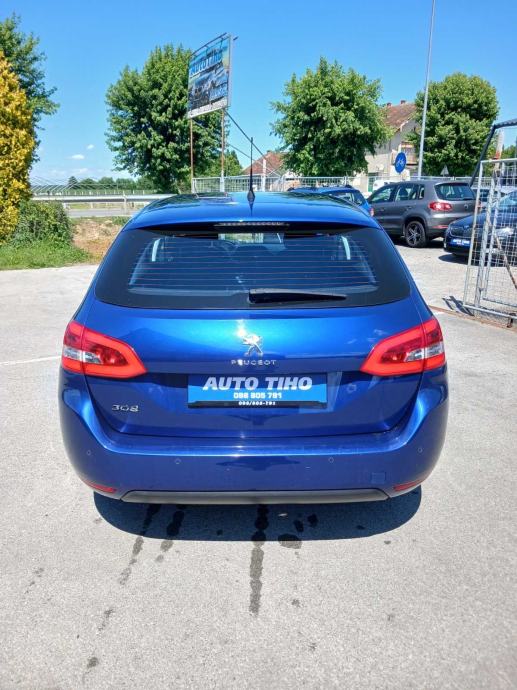 Peugeot 308 SW 1,2 PureTech, fotografija 4