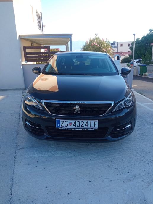 Peugeot 308 SW,1.2,reg. 1 god,servisna,zamjena, fotografija 3