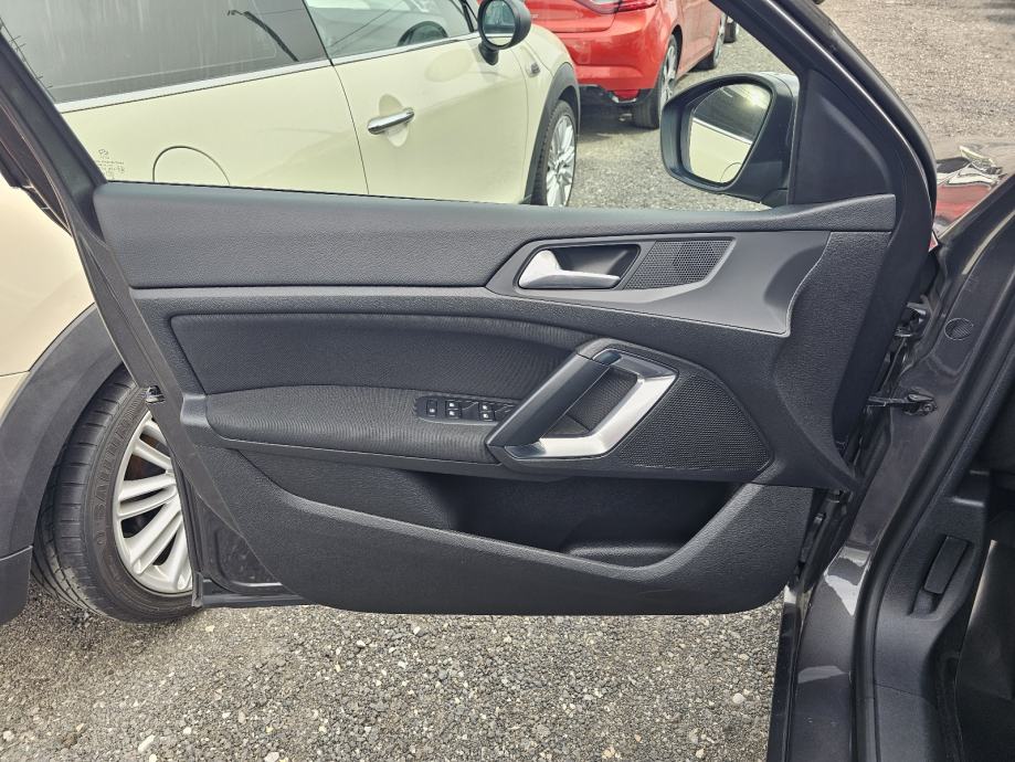 *PEUGEOT*308*SW*1.5*BLUE*HDI*ALLURE*NAVI*LED*TOP*STANJE*SERVISNA*ZG*, fotografija 13