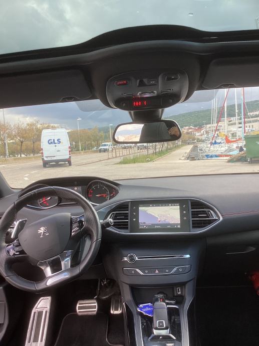 Peugeot 308 SW 1,5 BlueHDi automatik GT line, fotografija 17