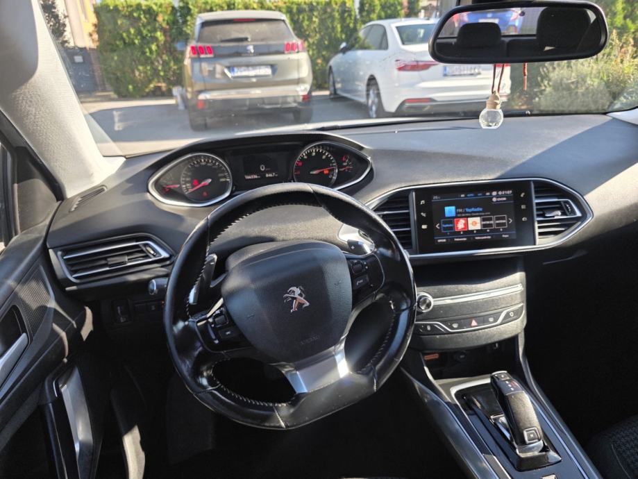 Peugeot 308 SW 1,5 BlueHDi AUTOMATIK / NOVI LANAC, fotografija 10