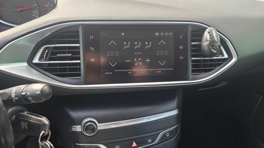 Peugeot 308 SW 1,5 BlueHDi, fotografija 7