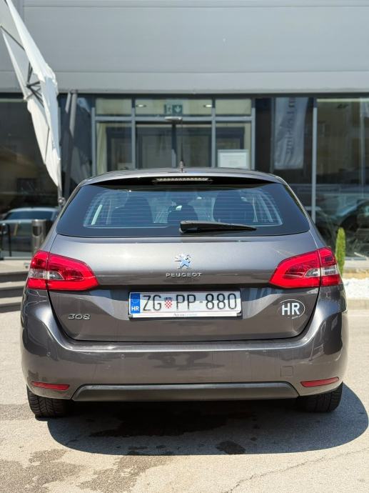 Peugeot 308 SW 1,5 BlueHDi, fotografija 2