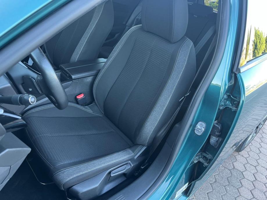 Peugeot 308 SW 1,5 Diesel Automatik NAVI,LED 1VL Nije uvoz Jamstvo 1G, fotografija 12