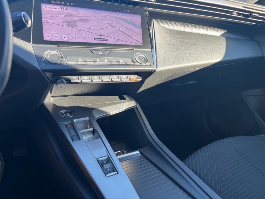 Peugeot 308 SW 1,5 Diesel Automatik NAVI,LED 1VL Nije uvoz Jamstvo 1G, fotografija 16