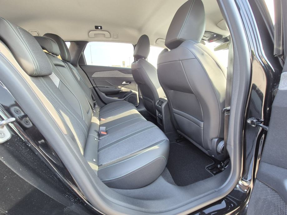 Peugeot 308 SW 1,5 Allure Plus, fotografija 4