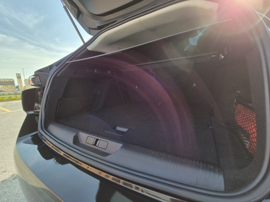 Peugeot 308 SW 1,5 Allure Plus, fotografija 8