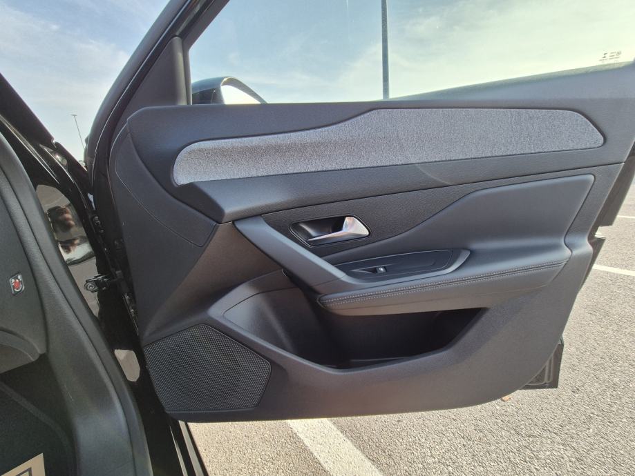 Peugeot 308 SW 1,5 Allure Plus, fotografija 9