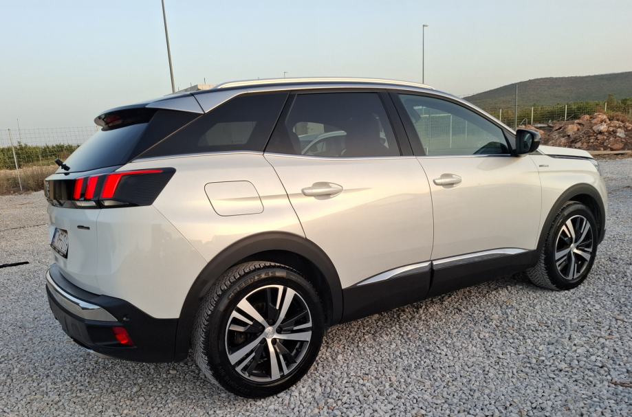 Peugeot 3008 1.5hdi gt line automatik, fotografija 9