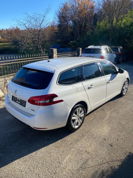Peugeot 308 SW 1,6 BlueHDi, fotografija 3