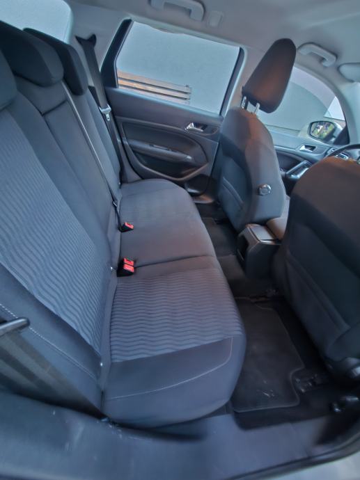 Peugeot 308 SW 1,6 BlueHDi, pogled izvana - slika 4