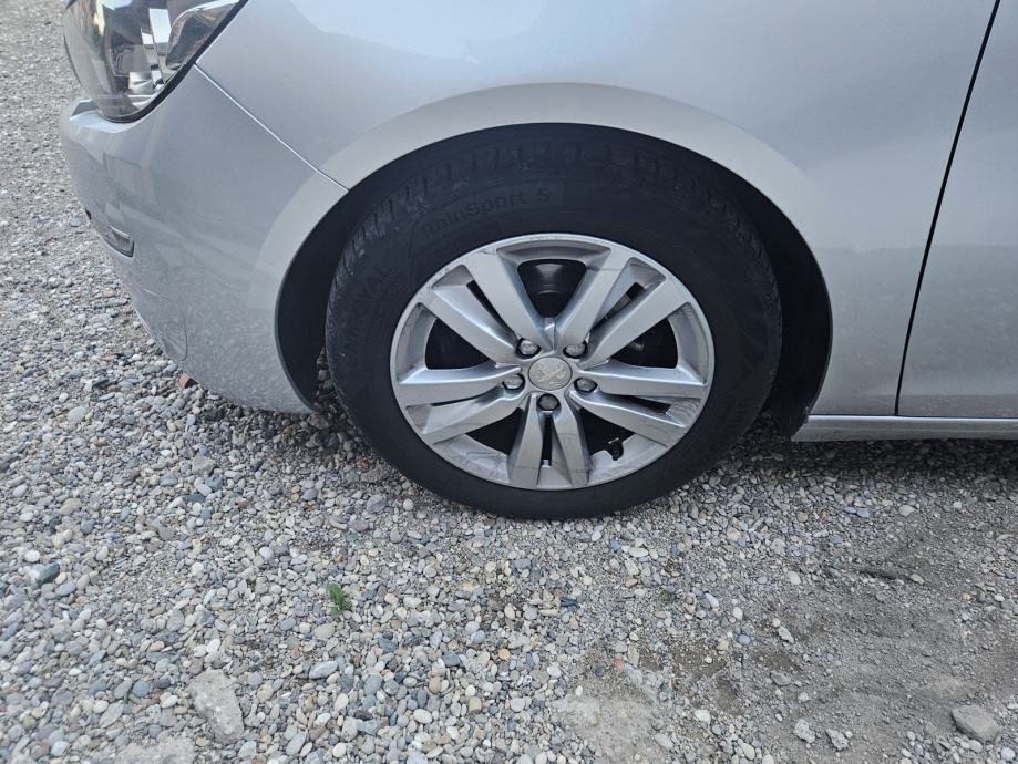 Peugeot 308 SW 1,6 BlueHDi, fotografija 17