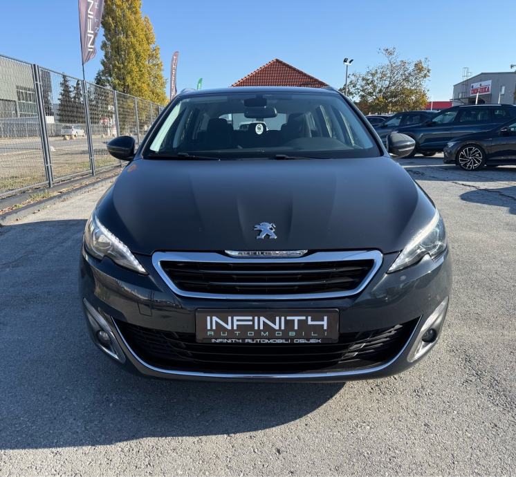 Peugeot 308 SW 1,6 HDi ALLURE NAVI BI-XENON LED ALU REG: 09/27, pogled izvana - slika 3
