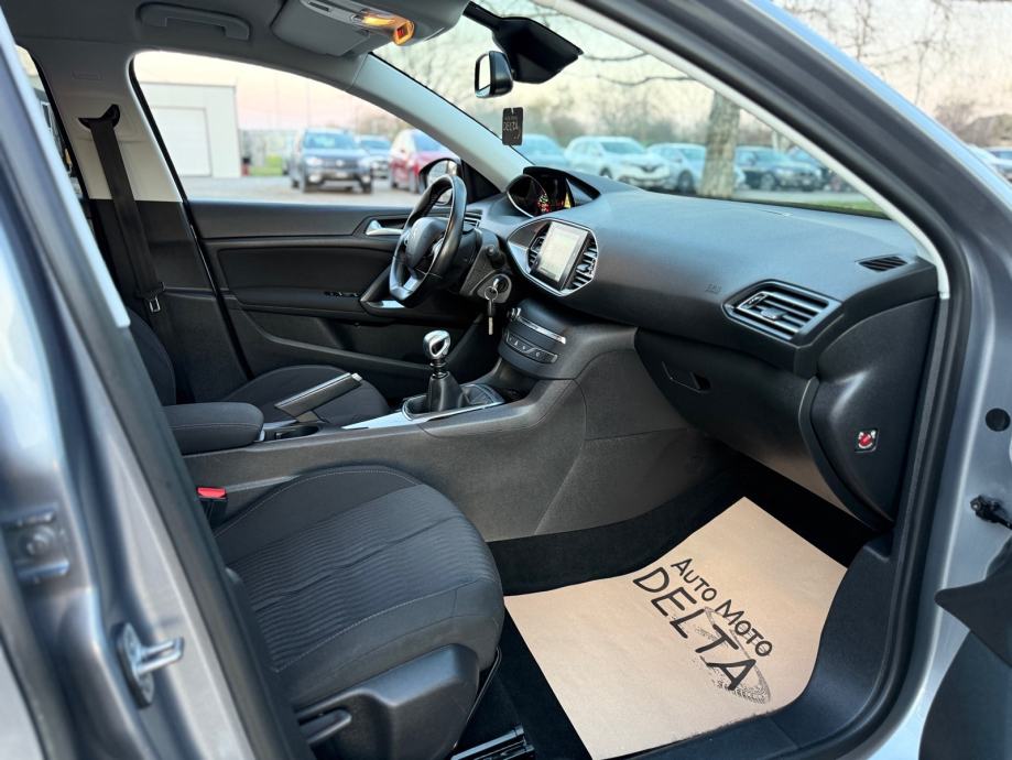 Peugeot 308 SW 1,6 hdi-NAVIGACIJA-GR.SJEDALA-PDCx2-LED DNEVNA, fotografija 18