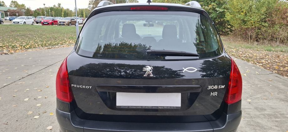 Peugeot 308 SW 1,6 HDi panoramski krov,klima,tempomat..., fotografija 7