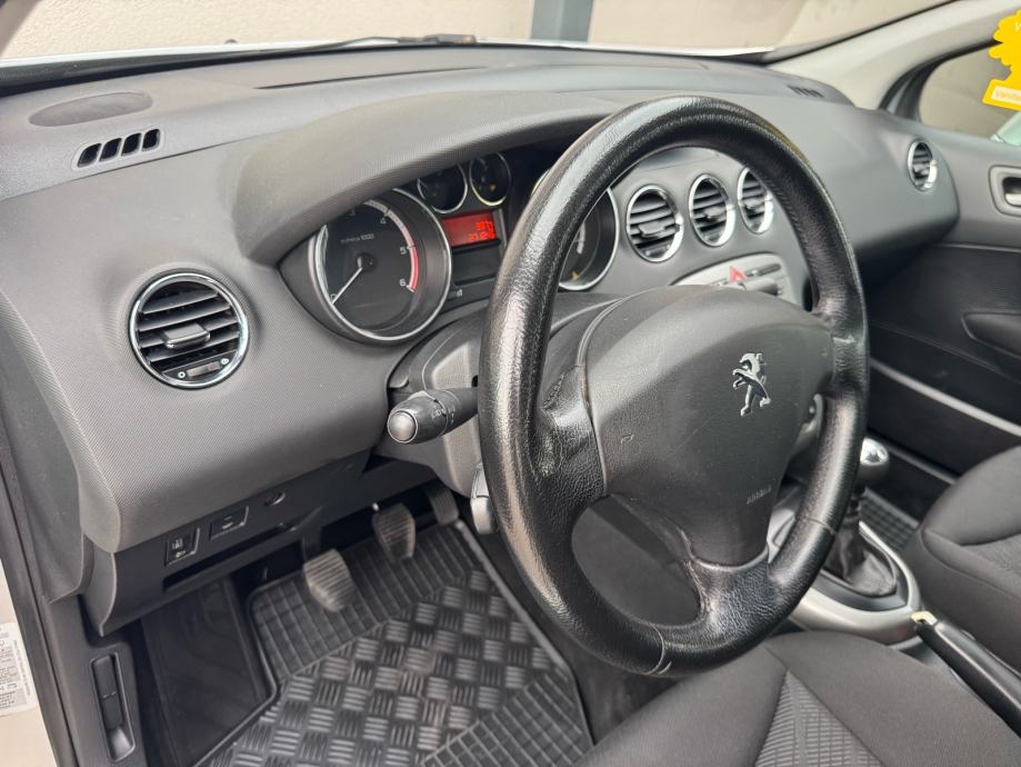Peugeot 308 SW 1,6 HDi (REG: 12/26, KLIMA, SERVISNA…), fotografija 13