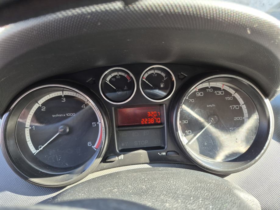 Peugeot 308 SW 1,6 HDi, AKCIJA, fotografija 13