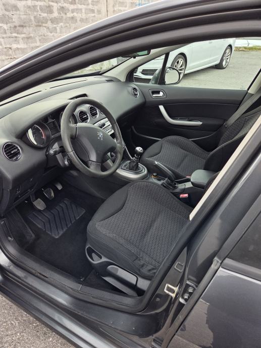Peugeot 308 SW 1,6 HDi, fotografija 2