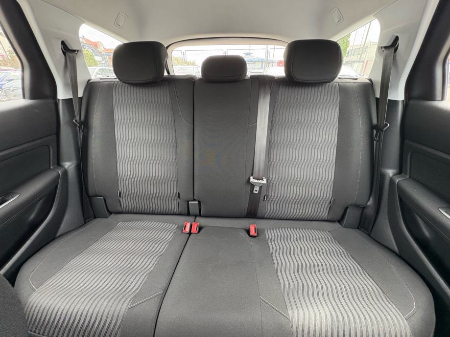 Peugeot 308 SW 1,6 HDi, fotografija 13