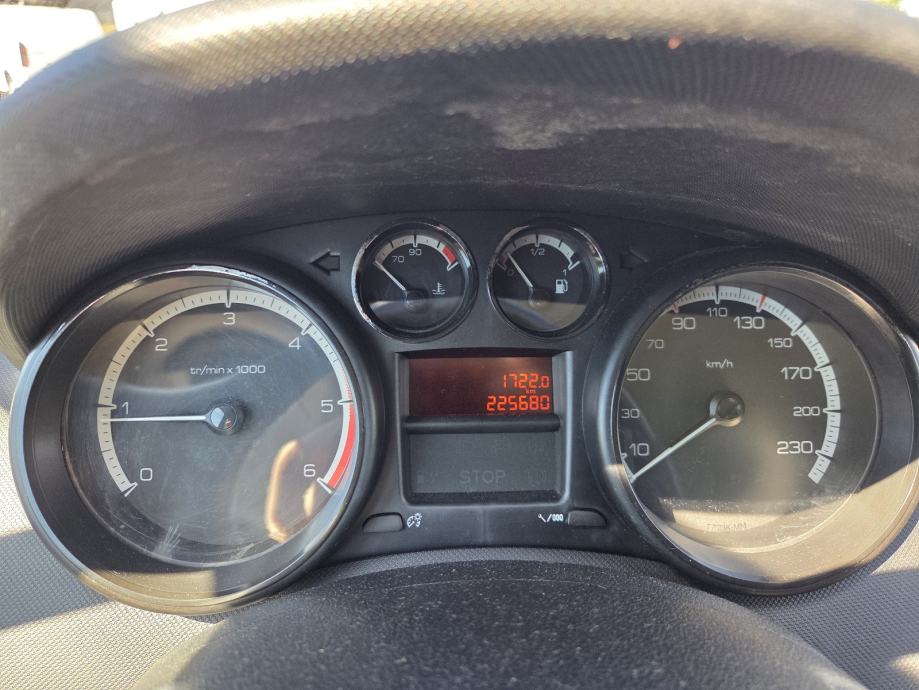 Peugeot 308 SW 1,6 HDi, fotografija 10