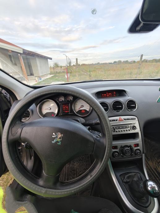 Peugeot 308 SW 1,6 HDi, fotografija 12