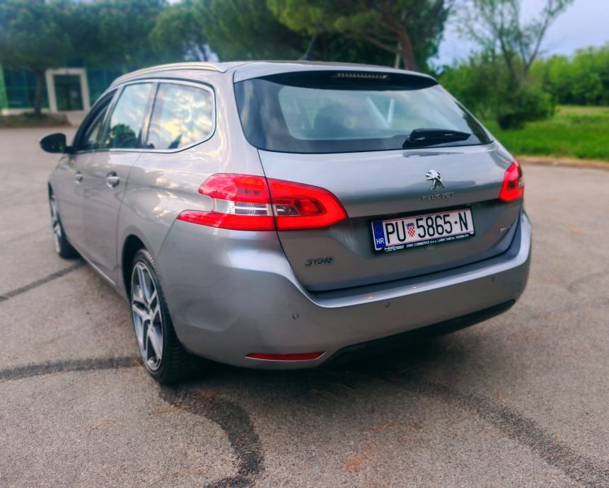 Peugeot 308 SW 2,0 HDI 150 KS ALLURE*IZVRSTAN*PRILIKA❗, fotografija 6