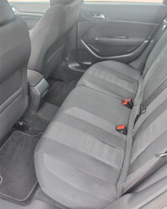 Peugeot 308 SW 2,0 HDI 150 KS ALLURE*IZVRSTAN*PRILIKA❗, fotografija 13