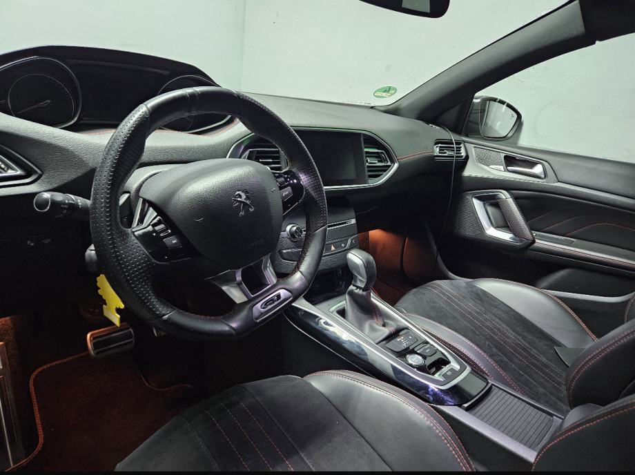 Peugeot 308 SW 2,0 GT automatik, fotografija 9