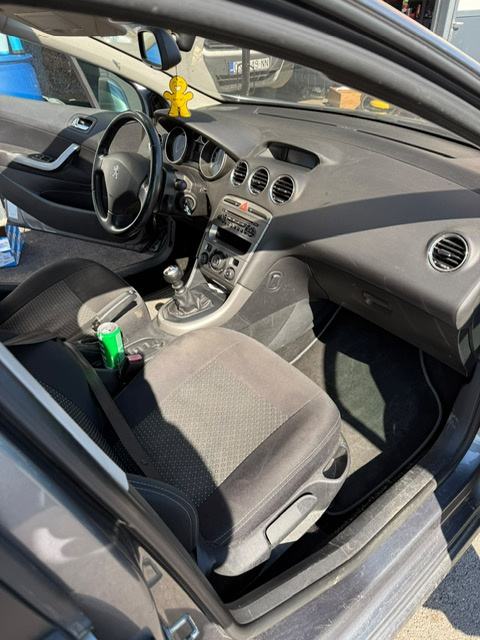 Peugeot 308 SW 2,0 HDi auto u top stanju!!, fotografija 8