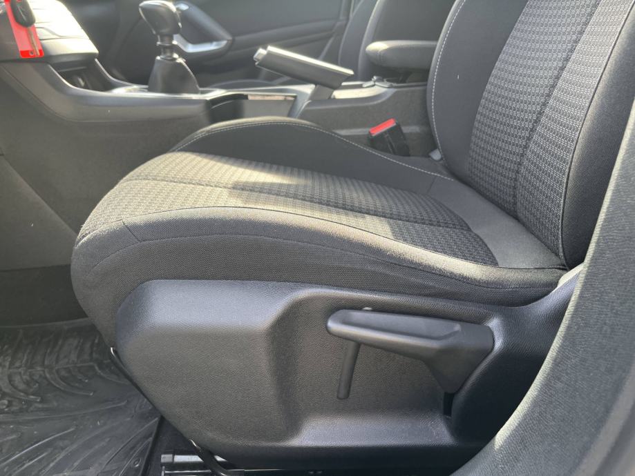 PEUGEOT 308 SW 2020 • PREMIUM jamstvo • AutoZubak Rabljena, fotografija 19
