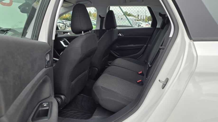 Peugeot 308 SW Active 1.5 BlueHDi, fotografija 9