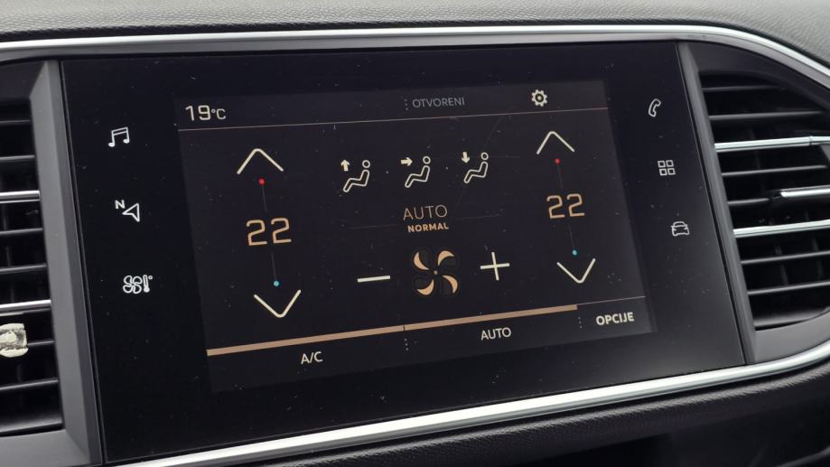 Peugeot 308 SW Active 1.5 BlueHDi, fotografija 15