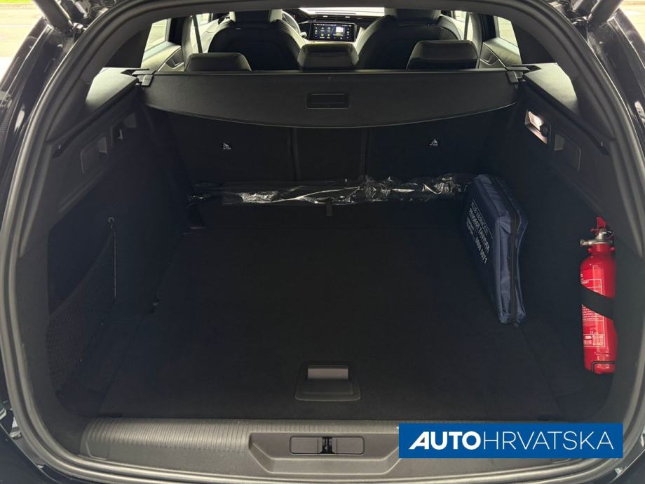 PEUGEOT 308 SW GT HYBRID 145 e-DCS6, 36.186,16 € - Akcija, fotografija 12