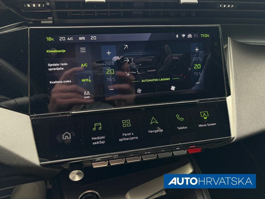 PEUGEOT 308 SW GT HYBRID 145 e-DCS6, 36.186,16 € - Akcija, fotografija 16