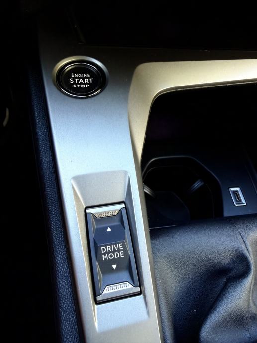Peugeot 308 SW SPORT, 2022g,JAMSTVO 12mj,REGISTRIRAN 1god. 0955561940, fotografija 19