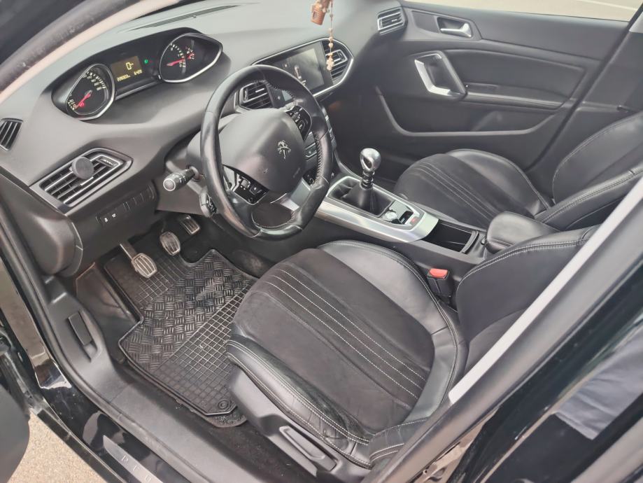 PEUGEOT 308,1.6HDI,85KW,ALLURE,NAVI,LED,XENON,EURO6,6BRZ,EL.RUČ.KOŽA,, fotografija 10