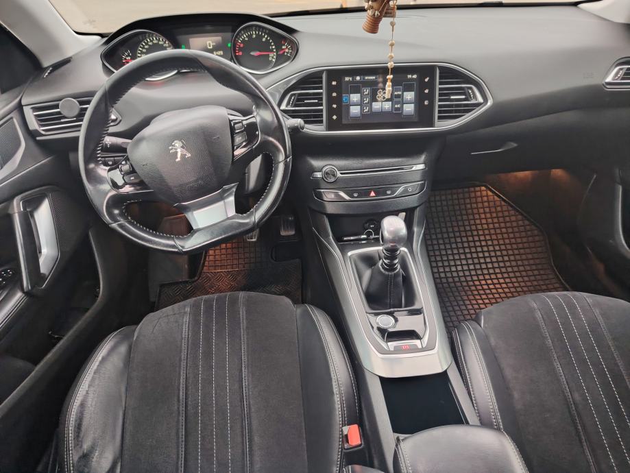 PEUGEOT 308,1.6HDI,85KW,ALLURE,NAVI,LED,XENON,EURO6,6BRZ,EL.RUČ.KOŽA,, fotografija 12
