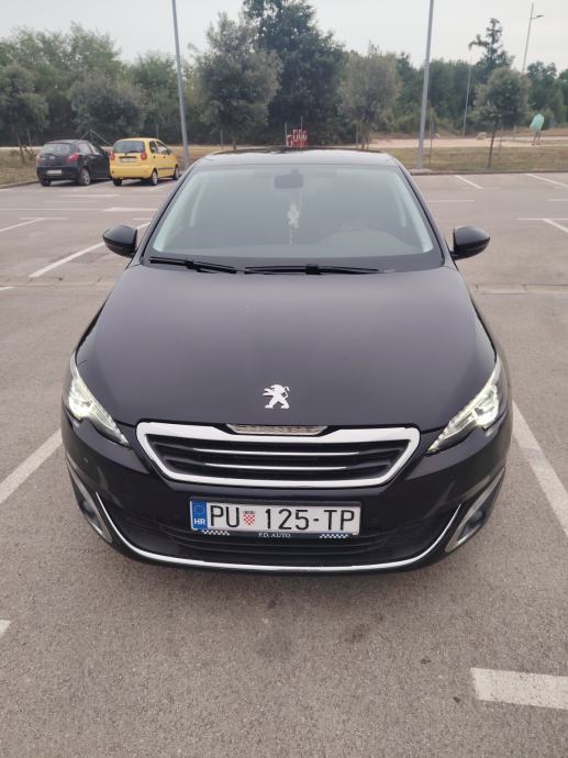 PEUGEOT 308,1.6HDI,85KW,ALLURE,NAVI,LED,XENON,EURO6,6BRZ,EL.RUČ.KOŽA,, fotografija 15