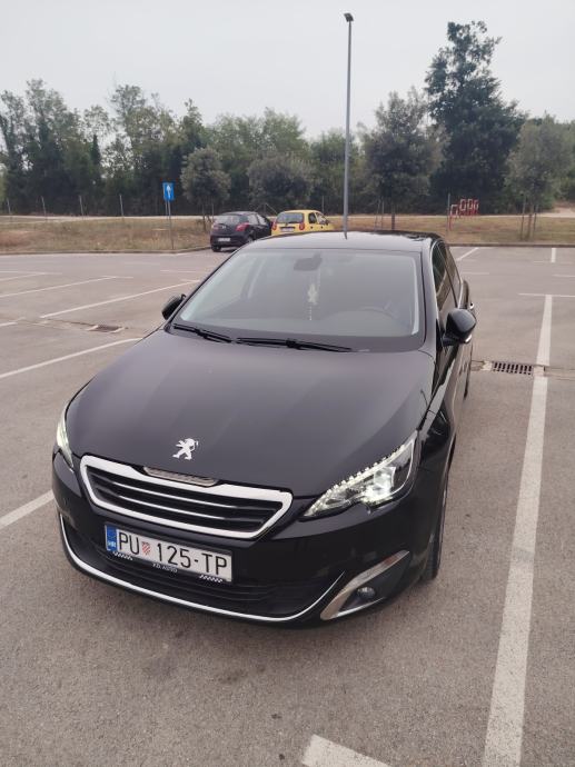 PEUGEOT 308,1.6HDI,85KW,ALLURE,NAVI,LED,XENON,EURO6,6BRZ,EL.RUČ.KOŽA,, fotografija 16