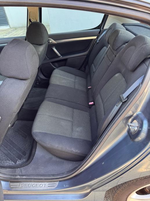 Peugeot 407 2,0 HDi 16V, fotografija 10