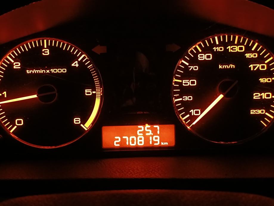 PEUGEOT 407 SW 1.6HDI, fotografija 10