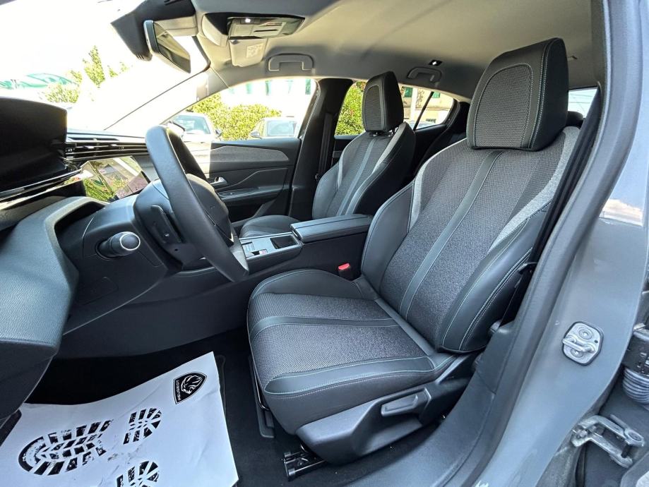 Peugeot 408 ALLURE HYBRID 145 e-DCS6 - 10.000 km - REG 1 GOD!, fotografija 18