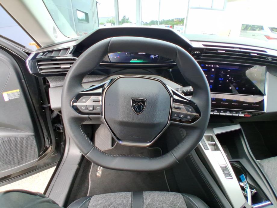 Peugeot 408 Plug in Hybrid 180 KS, ALLURE, JAMSTVO, PDV, CAR VERTICAL, fotografija 7